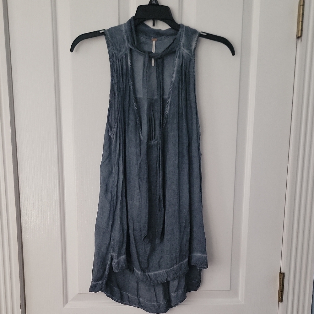 Free People Blue Sleeveless Pleated Blouse Top Shirt Tunic Small S